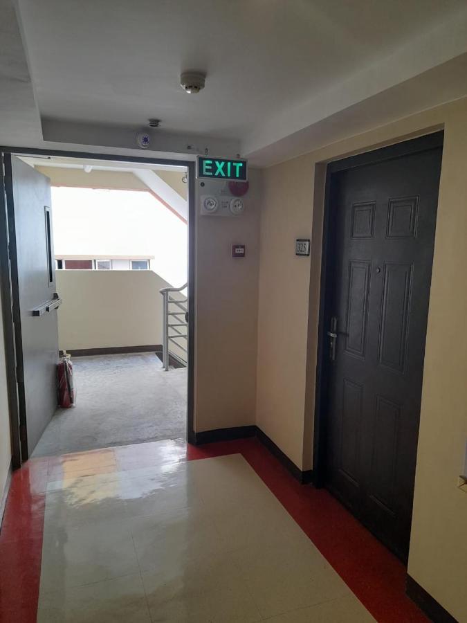 Lancris Residence Paranaque City Екстериор снимка
